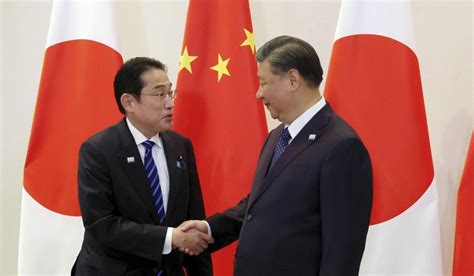 Japan, China agree on a constructive relationship, but reach only vague promises in seafood dispute